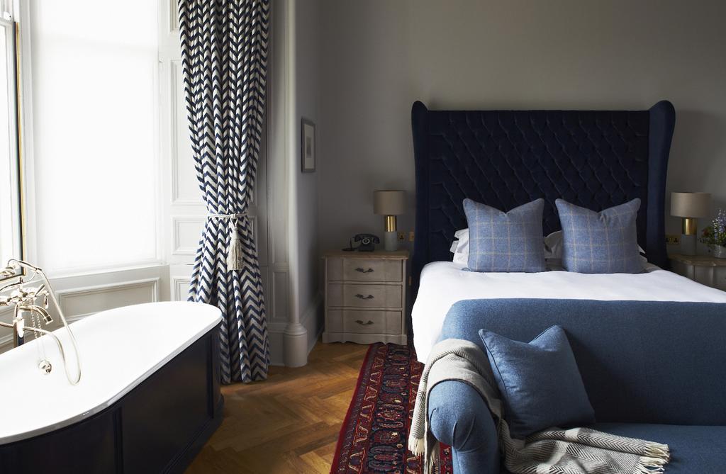 The Roseate Edinburgh - Small Luxury Hotels Of The World エクステリア 写真 A bedroom at the hotel