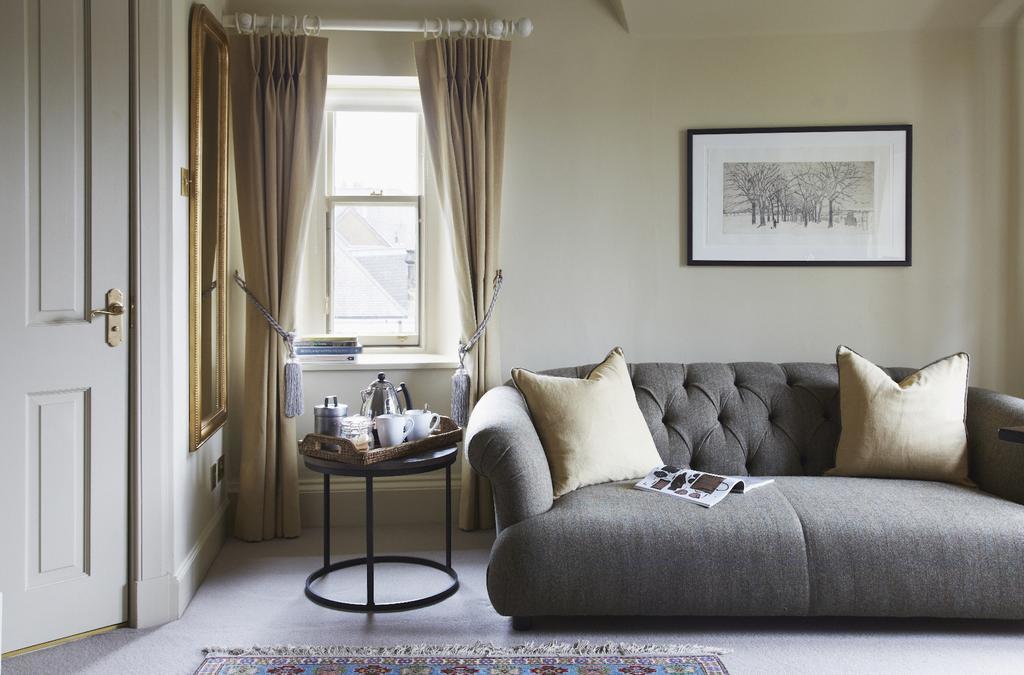 The Roseate Edinburgh - Small Luxury Hotels Of The World エクステリア 写真 A room at The Ivy Hotel